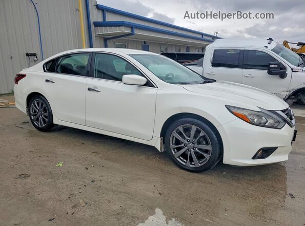 1N4AL3AP7JC298285 2018 NISSAN ALTIMA White Delantero derecho
