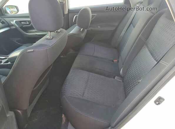 1N4AL3AP8GC130857 2016 NISSAN ALTIMA White Rear seats view
