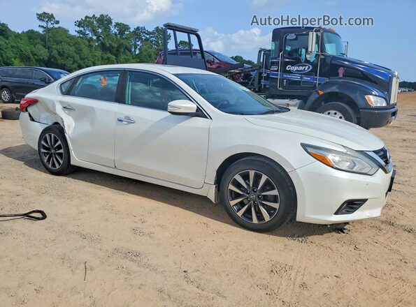1N4AL3AP8GC130857 2016 NISSAN ALTIMA White Front right