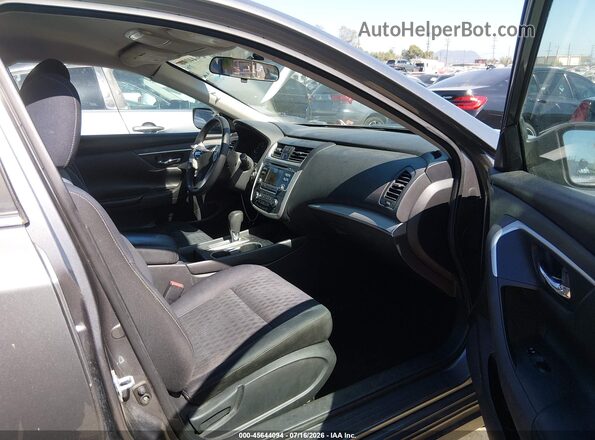 1N4AL3AP8GC195904 2016 NISSAN ALTIMA Gray Front interior view