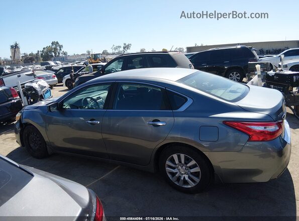 1N4AL3AP8GC195904 2016 NISSAN ALTIMA Gray Rear interior view
