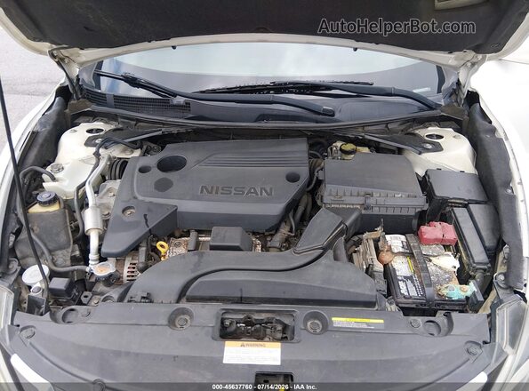 1N4AL3AP8GC226424 2016 NISSAN ALTIMA White Հետևի տեսք