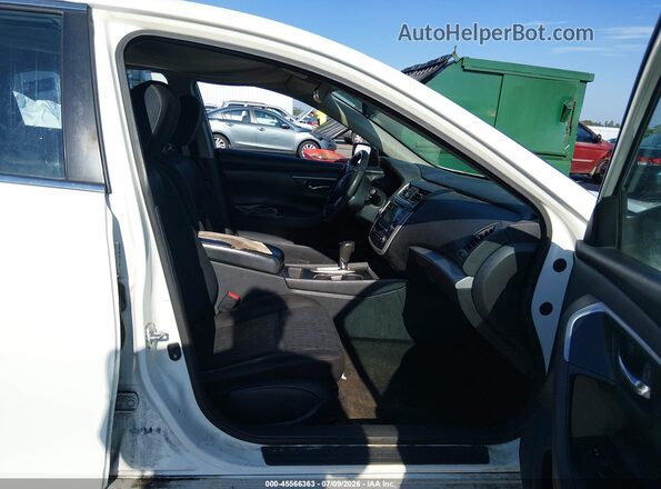 1N4AL3AP8GC252294 2016 NISSAN ALTIMA White Widok wnętrza z przodu