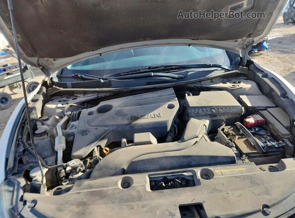 1N4AL3AP8GC259553 2016 NISSAN ALTIMA White Սալոնի հետևի տեսք
