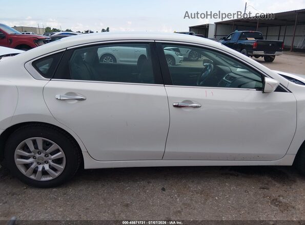 1N4AL3AP8GN328746 2016 NISSAN ALTIMA White Rear interior view