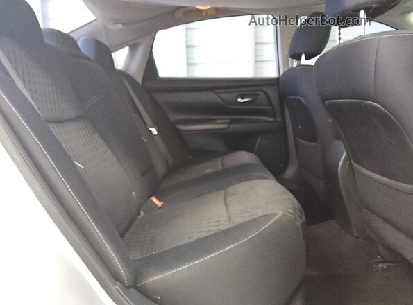1N4AL3AP8GN352657 2016 NISSAN ALTIMA Silver 