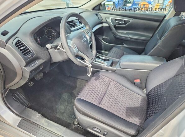 1N4AL3AP8GN391281 2016 NISSAN ALTIMA Silver Вид салону спереду