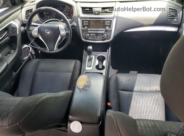 1N4AL3AP8HC159986 2017 NISSAN ALTIMA Gray Dashboard view