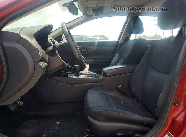 1N4AL3AP8HC184998 2017 NISSAN ALTIMA Red Widok wnętrza z przodu