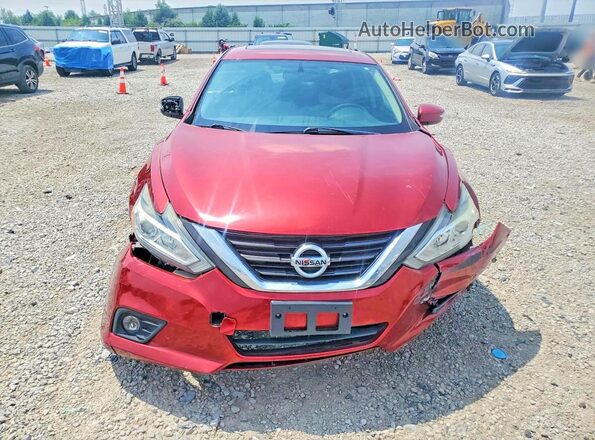 1N4AL3AP8HC184998 2017 NISSAN ALTIMA Red Widok z przodu