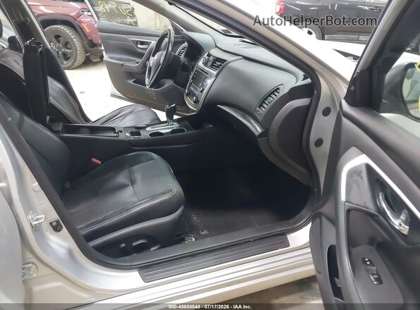 1N4AL3AP8HC187299 2017 NISSAN ALTIMA Silver Սալոնի դիմացի տեսք