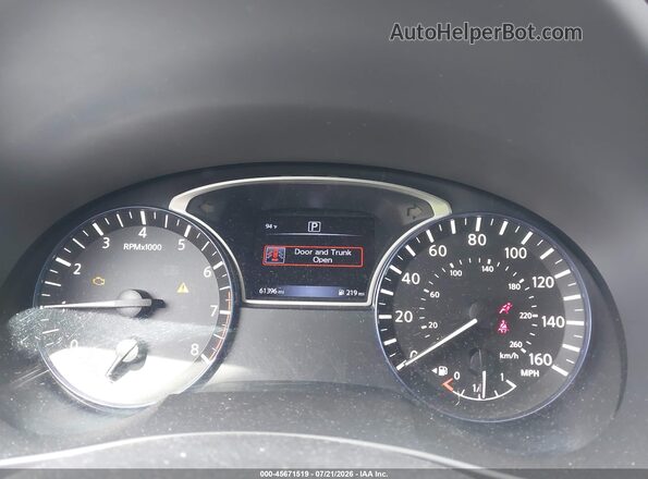 1N4AL3AP8HC284471 2017 NISSAN ALTIMA Red უკანა სავარძლების ხედი