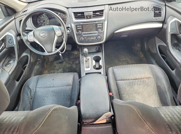 1N4AL3AP8HN322026 2017 NISSAN ALTIMA Silver Widok deski rozdzielczej