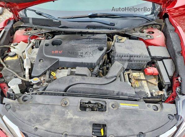 1N4AL3AP8HN333351 2017 NISSAN ALTIMA Red Սալոնի հետևի տեսք
