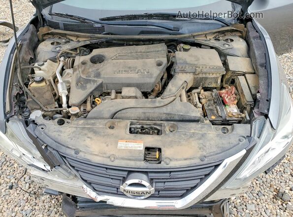 1N4AL3AP8JC185753 2018 NISSAN ALTIMA Gray Rear interior view