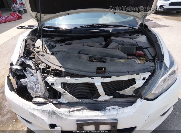 1N4AL3AP8JC211266 2018 NISSAN ALTIMA White უკანა ხედი