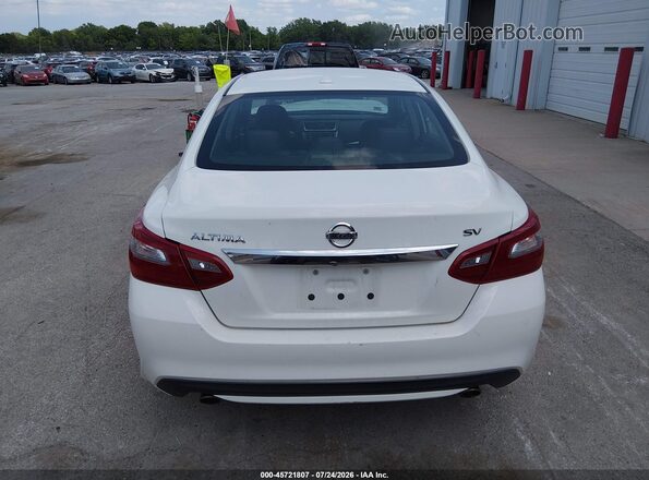 1N4AL3AP8JC211266 2018 NISSAN ALTIMA White 