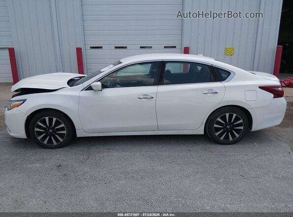 1N4AL3AP8JC211266 2018 NISSAN ALTIMA White 
