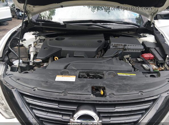 1N4AL3AP8JC223921 2018 NISSAN ALTIMA White Вид ззаду