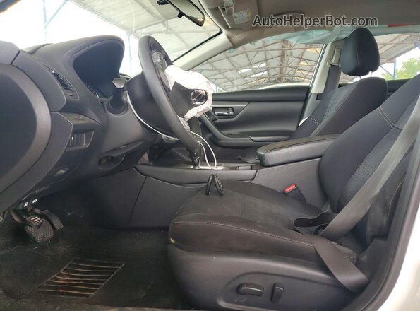 1N4AL3AP8JC233607 2018 NISSAN ALTIMA White წინა სალონის ხედი