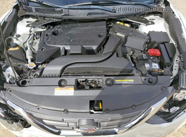 1N4AL3AP9GC148204 2016 NISSAN ALTIMA White Widok wnętrza z tyłu