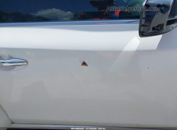 1N4AL3AP9GC150504 2016 NISSAN ALTIMA White Front view