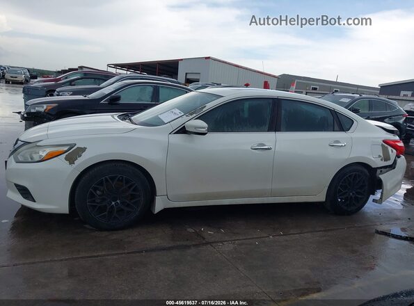 1N4AL3AP9GC168713 2016 NISSAN ALTIMA Cream Vista interior de 360 grados