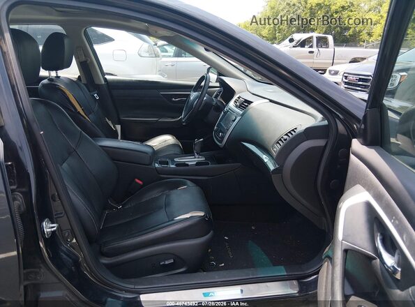 1N4AL3AP9GC176889 2016 NISSAN ALTIMA Dark Blue Вид салона спереди