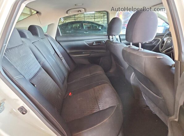 1N4AL3AP9GC191022 2016 NISSAN ALTIMA White Հետևի նստատեղերի տեսք