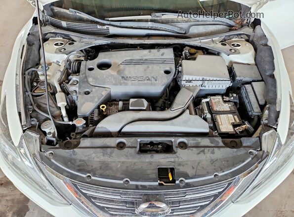 1N4AL3AP9GC191022 2016 NISSAN ALTIMA White Սալոնի հետևի տեսք
