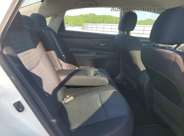 1N4AL3AP9GC290682 2016 NISSAN ALTIMA White Widok tylnych siedzeń