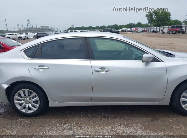 1N4AL3AP9GN325340 2016 NISSAN ALTIMA Silver Սալոնի հետևի տեսք