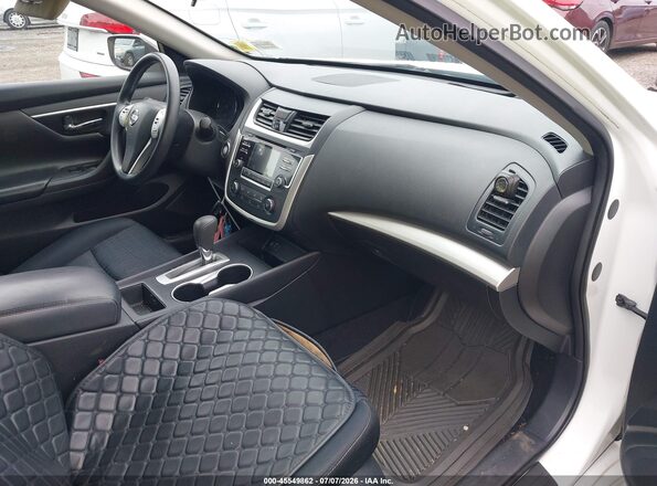 1N4AL3AP9GN353879 2016 NISSAN ALTIMA White Widok wnętrza z przodu
