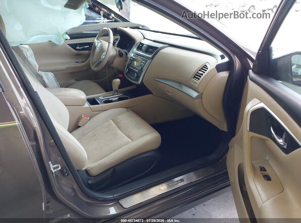 1N4AL3AP9HC111123 2017 NISSAN ALTIMA Beige Vista interior delantera