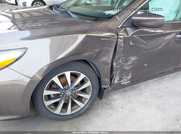 1N4AL3AP9HC111123 2017 NISSAN ALTIMA Beige Vista frontal