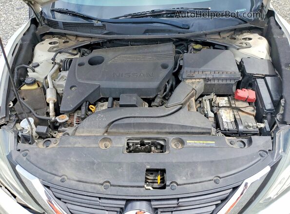 1N4AL3AP9HC125085 2017 NISSAN ALTIMA White უკანა სალონის ხედი