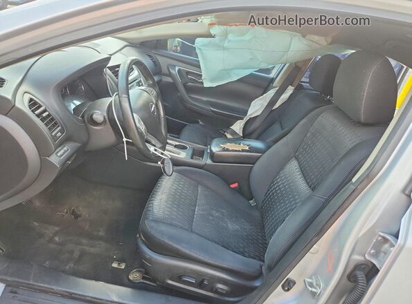 1N4AL3AP9HC167370 2017 NISSAN ALTIMA Silver Front interior view