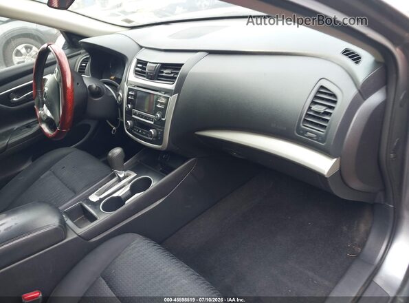 1N4AL3AP9HC175582 2017 NISSAN ALTIMA Gray Widok wnętrza z przodu