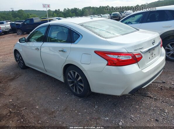 1N4AL3AP9HC203137 2017 NISSAN ALTIMA White Tył lewy