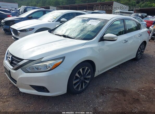1N4AL3AP9HC203137 2017 NISSAN ALTIMA White Przód lewy