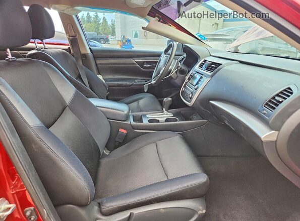 1N4AL3AP9HC275049 2017 NISSAN ALTIMA Red წინა სალონის ხედი