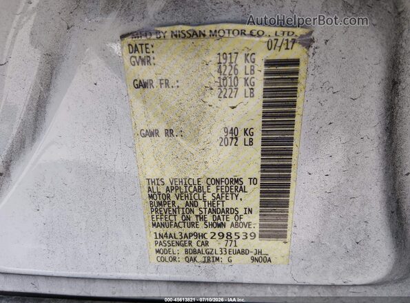 1N4AL3AP9HC298539 2017 NISSAN ALTIMA White Widok komory silnika