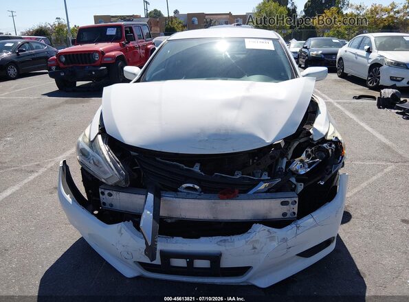 1N4AL3AP9HC298539 2017 NISSAN ALTIMA White Widok zestawu wskaźników