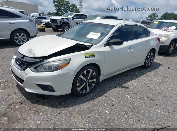 1N4AL3AP9HC499244 2017 NISSAN ALTIMA White Передня ліва чверть