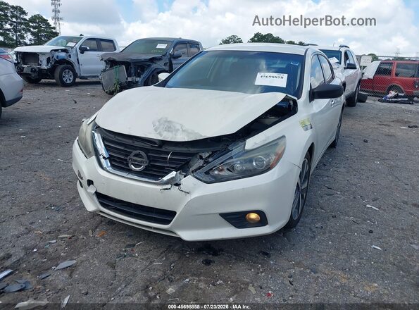 1N4AL3AP9HC499244 2017 NISSAN ALTIMA White Вид спереду