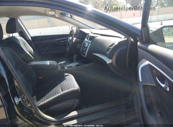 1N4AL3AP9HN303758 2017 NISSAN ALTIMA Черный Вид салона спереди