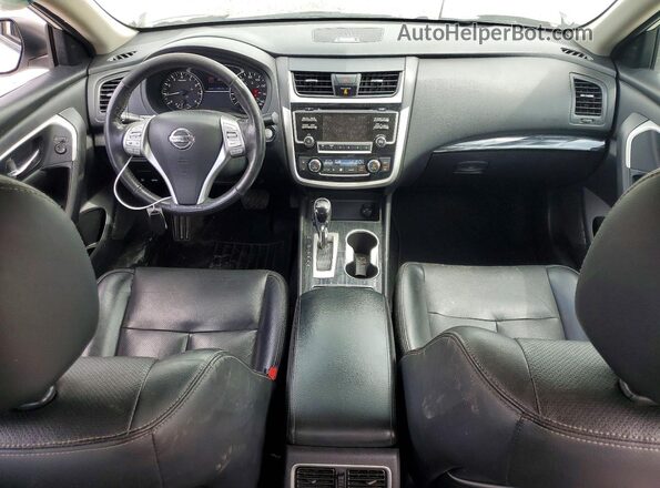 1N4AL3AP9JC128686 2018 NISSAN ALTIMA White Widok deski rozdzielczej