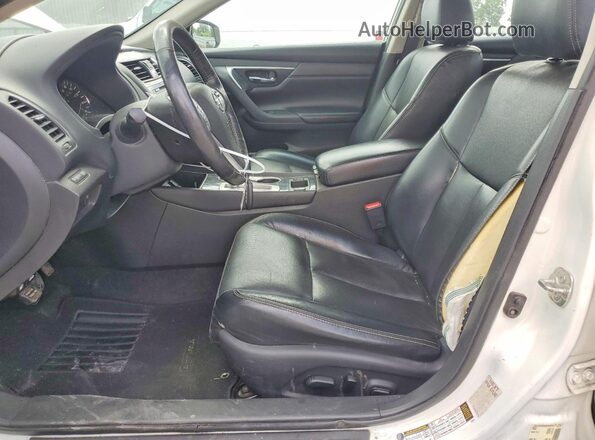 1N4AL3AP9JC128686 2018 NISSAN ALTIMA White Widok wnętrza z przodu