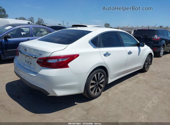 1N4AL3AP9JC275199 2018 NISSAN ALTIMA White Tył prawy