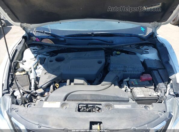 1N4AL3AP9JC275199 2018 NISSAN ALTIMA White Widok z tyłu